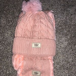 UGG beanie and Scarf